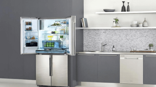 Встроенный или отдельностоящий: какой холодильник выбрать на маленькую кухню