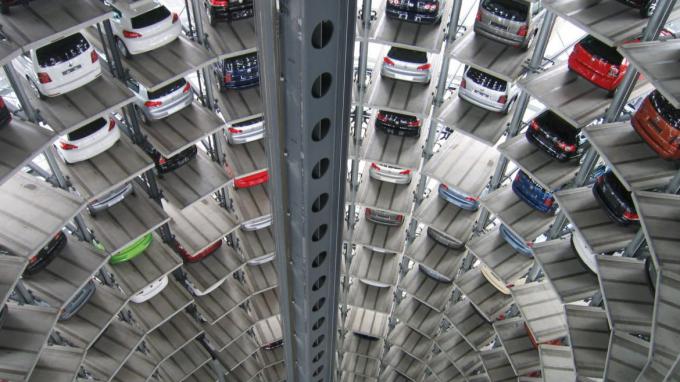 В 4 местах Киеве скоро появятся многоуровневые паркинги